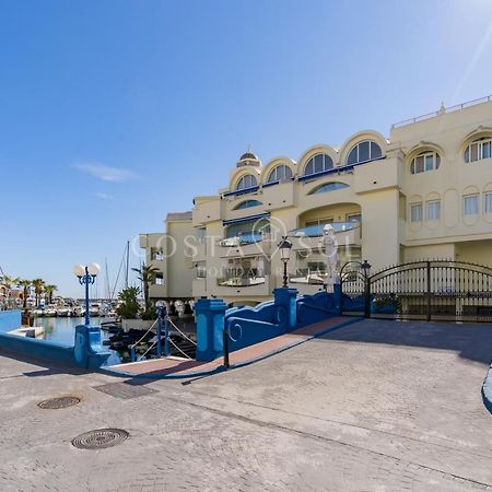 Puerto Marina-Benalmadena Luxury Apartment Dentro De La Isla Ngoại thất bức ảnh