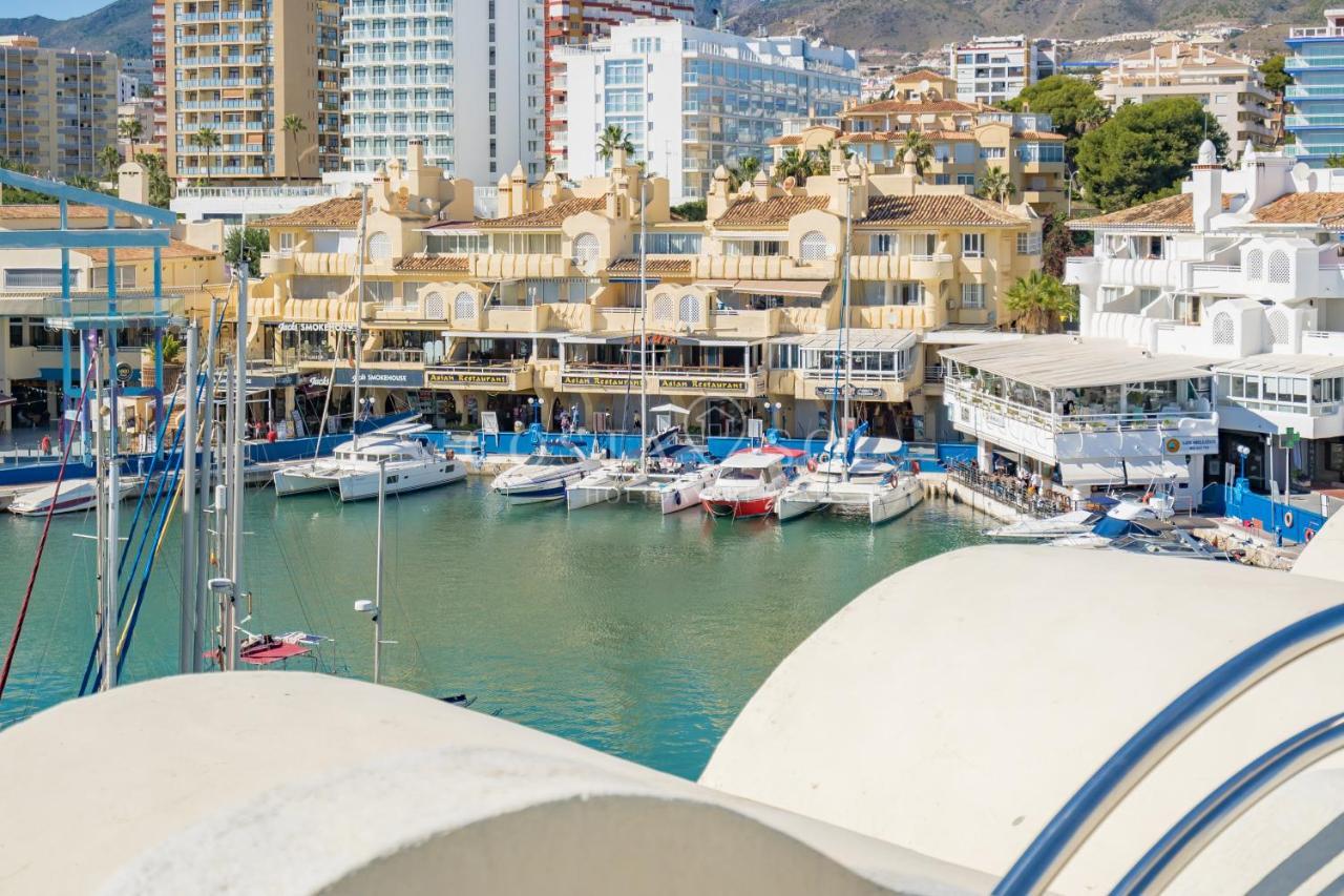 Puerto Marina-Benalmadena Luxury Apartment Dentro De La Isla Ngoại thất bức ảnh