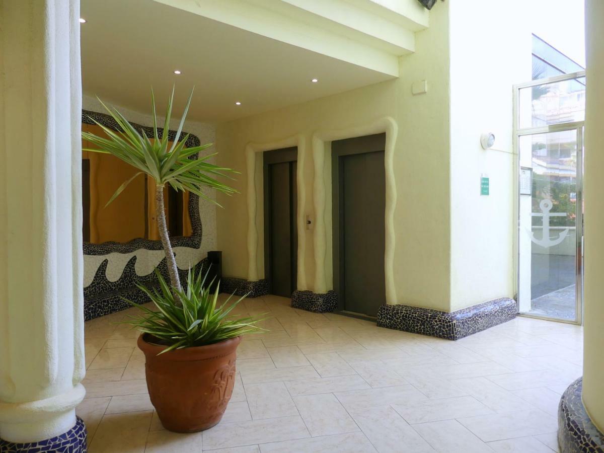 Puerto Marina-Benalmadena Luxury Apartment Dentro De La Isla Ngoại thất bức ảnh